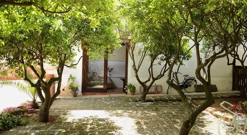 La Casa Di Via Narbone Hotel Palermo